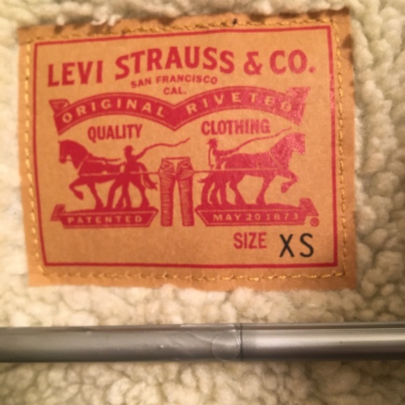 Levi’s Sherpa Jean Jacket - Picture 3 of 4